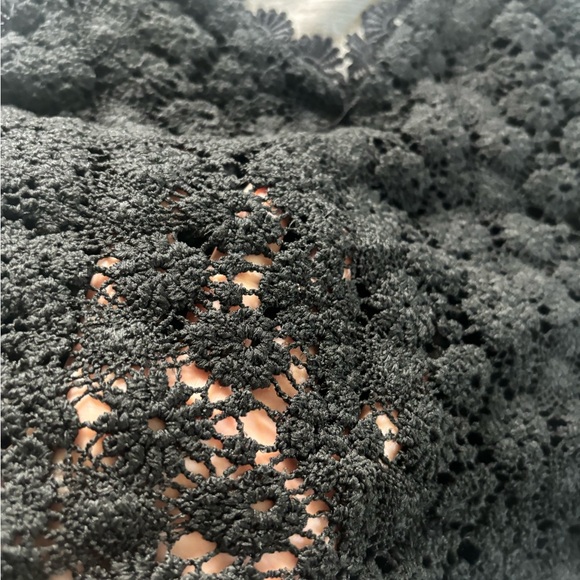 Laced V-Neck Cropped Tank - Picture 5 of 5